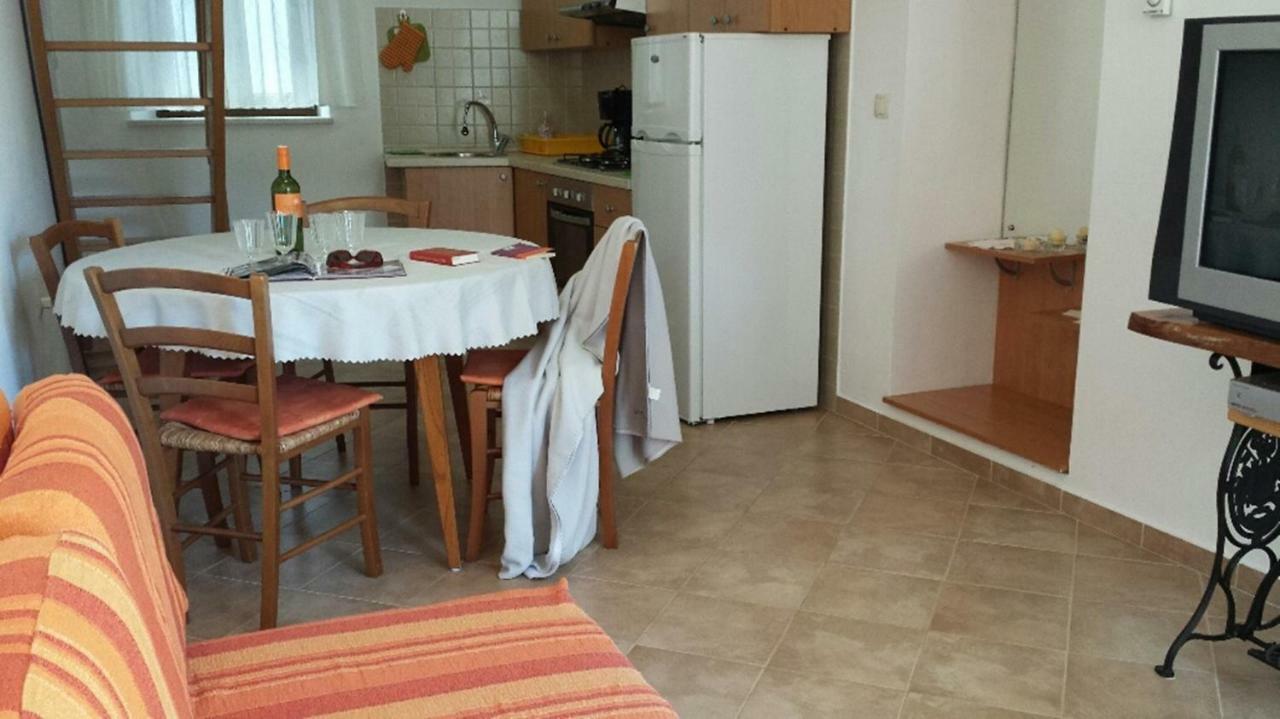 Apartment Vedran - Brsec Old Town Exterior foto